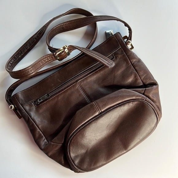 Vintage Tignanello Chocolate Brown Leather Purse - Picture 4 of 11